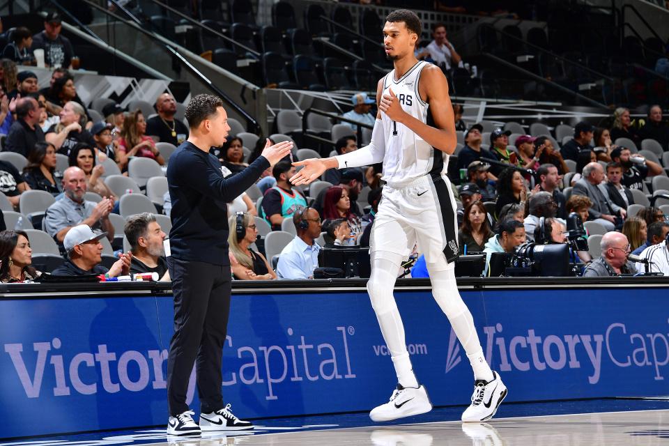 马刺缺少福 马刺缺少福