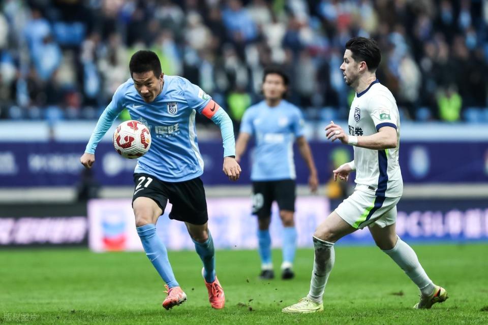 禁区左侧头 禁区左侧头