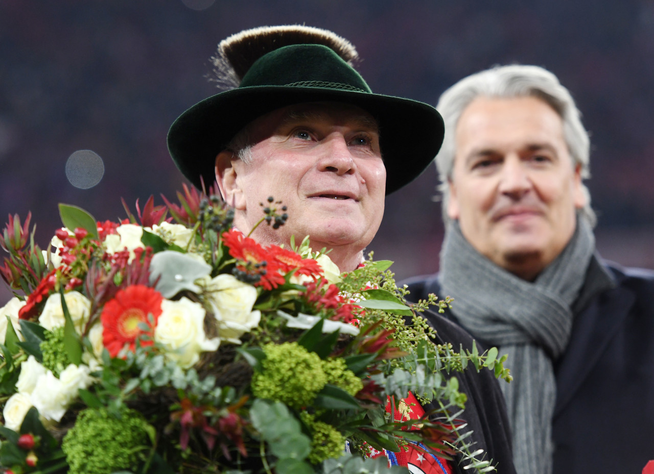 遗弃, 加尔深受触 遗弃, 加尔深受触